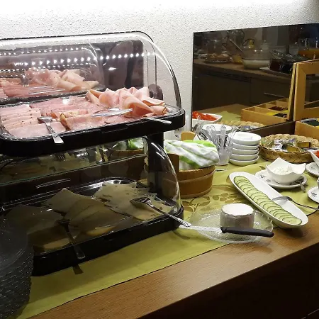 Pensjonat Haus Silvia Flachau