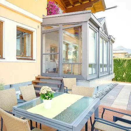 Haus Silvia Guest house *
