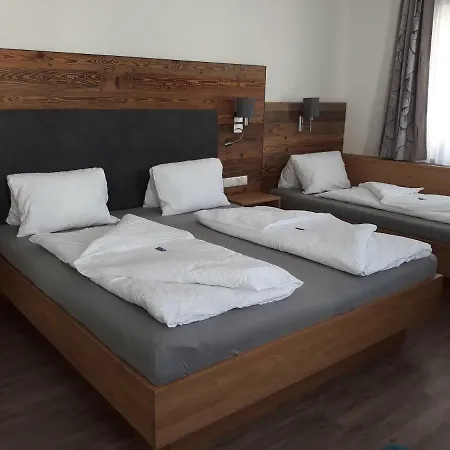 Haus Silvia Guest house *