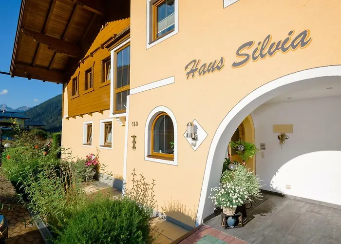 Haus Silvia Гостевой дом Флахау